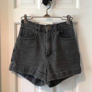High waisted cuff denim shorts